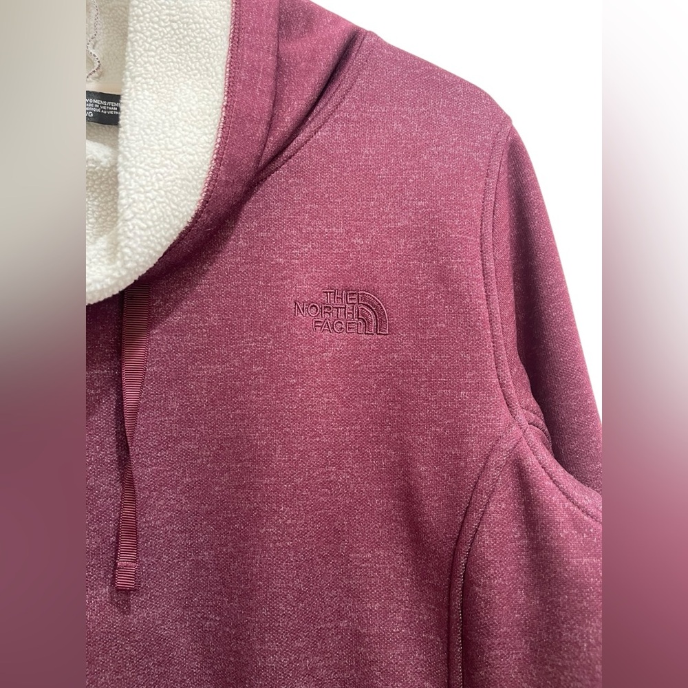 The North Face Burgundy Cream Cowl Neck Pullover Fleece Sweater Size L - Picture 4 of 16